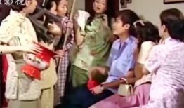 吃瓜姐妹事件来龙去脉视频,揭秘网络舆论风暴的起落